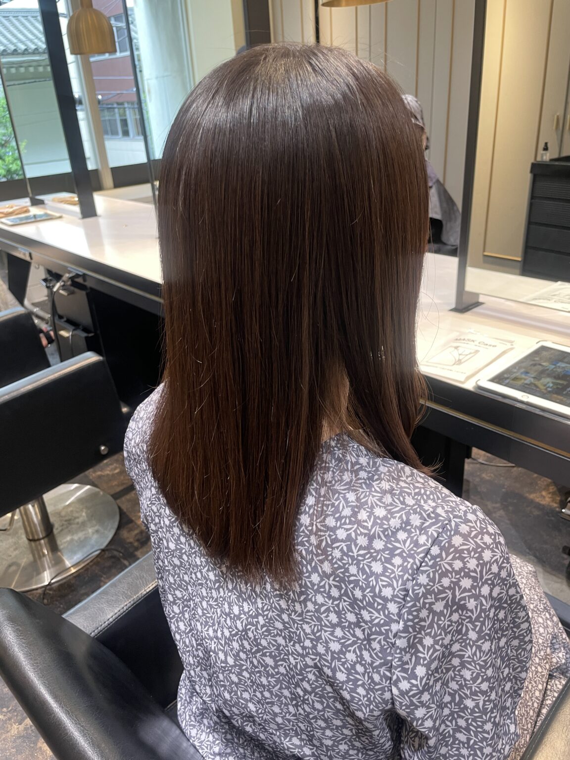 [くせ毛必見]縮毛矯正ってどれくらいもつの？来店者の9割が縮毛矯正を占める美容師が徹底解説！