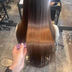 縮毛矯正とは？失敗したくない人のための基礎知識と美容室選びのポイント